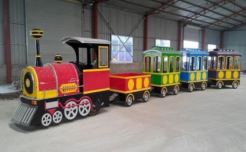 電動無軌觀光小火車使用與保養(yǎng)方法