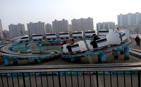 教你安全使用兒童游樂設(shè)備